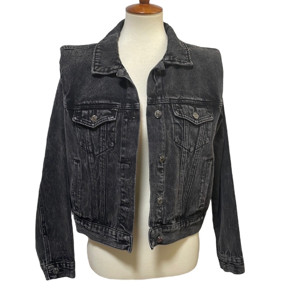 Forever 21 Black Denim Jacket with unique sleeves. Inside and outside pockets.